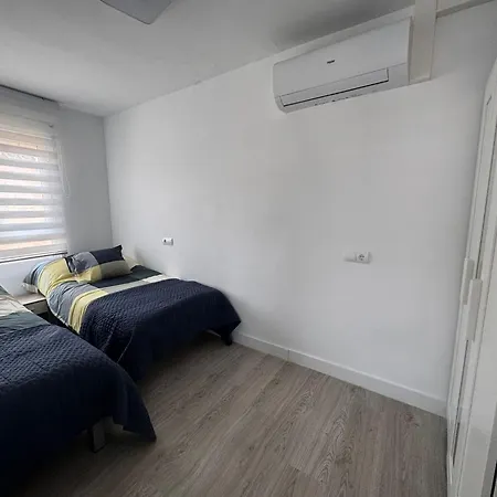 Turisticos Claras 2 *